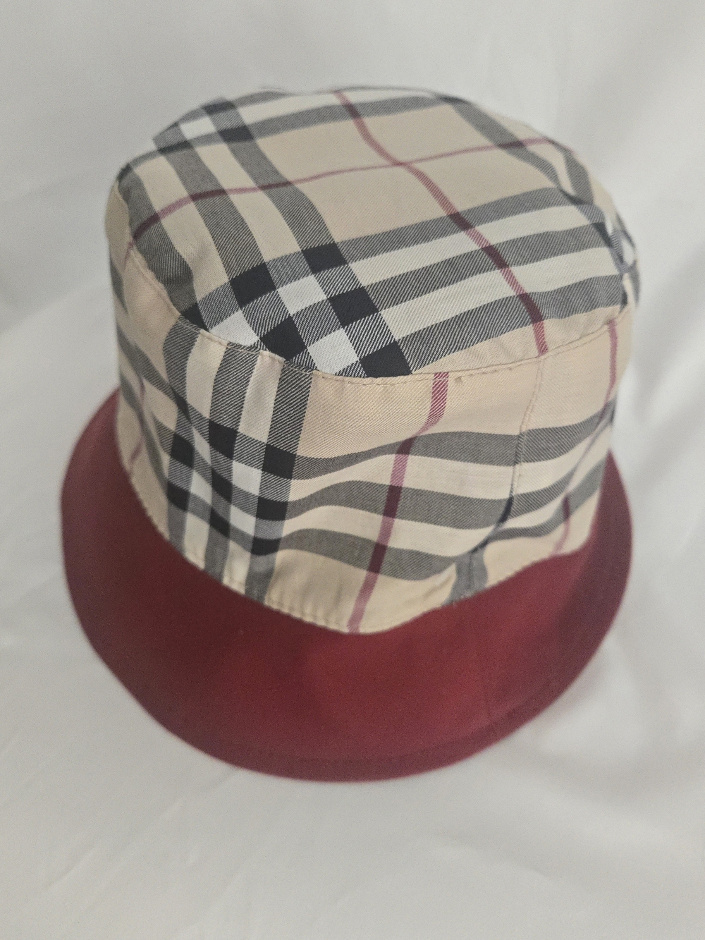 ( Burberry ) Iconic Reversible Bucket Hat - Rare / Retired